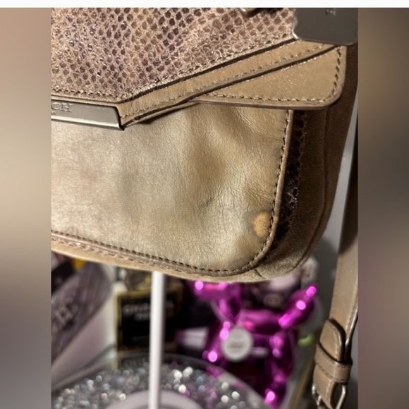 Coach #F33396 Tan Brown Bag - Picture 3 of 16